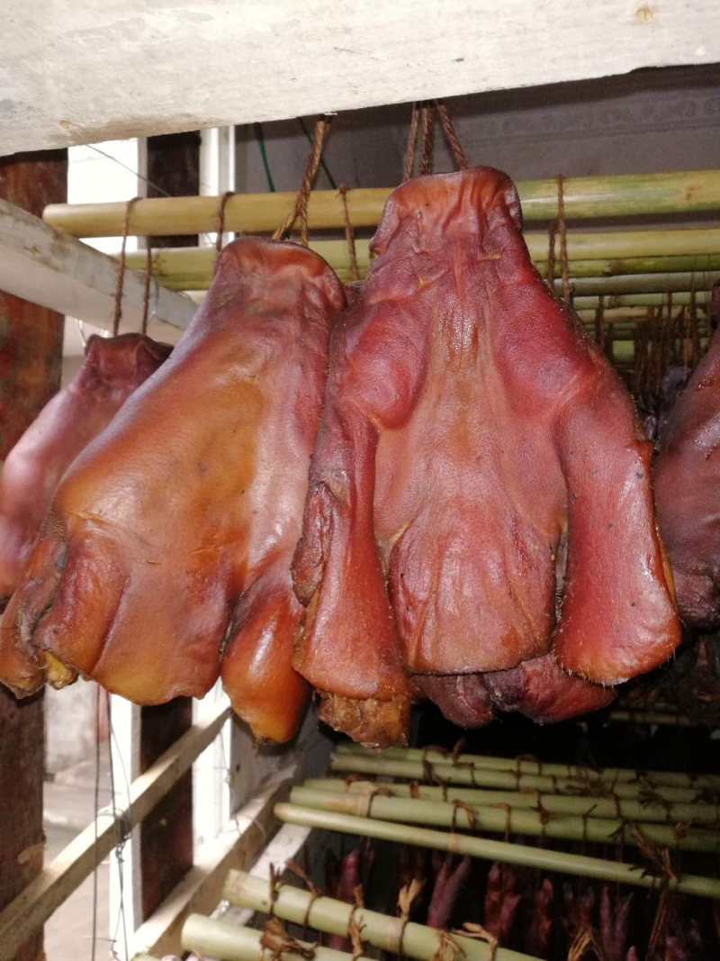 腊猪嘴