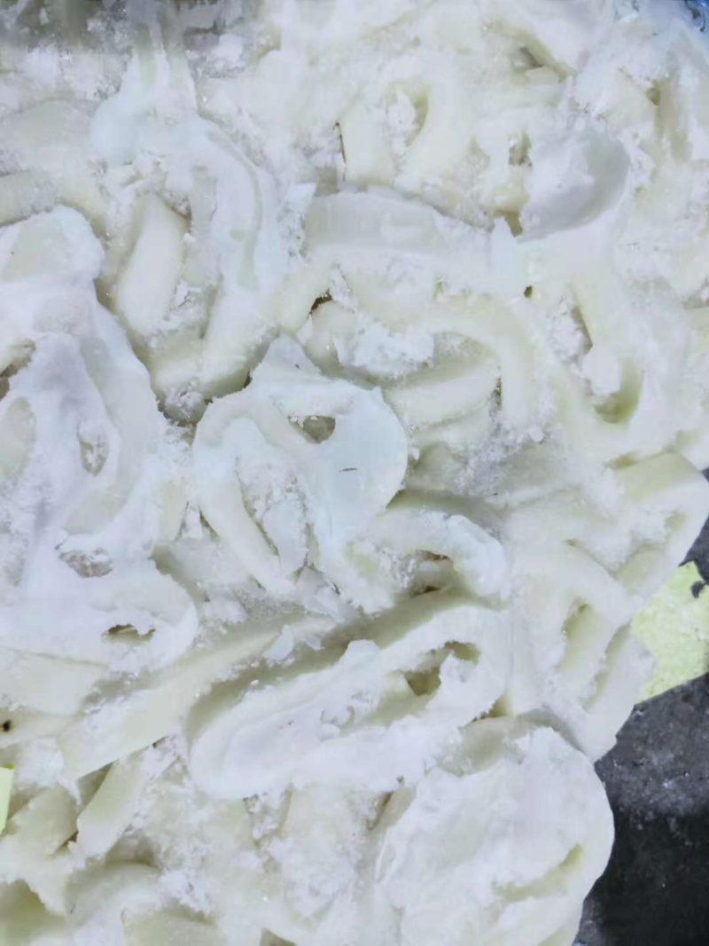 鱿鱼残圈残条