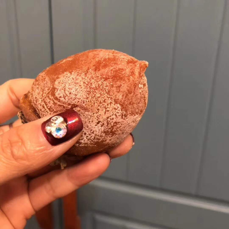 带礼盒23元一斤不带礼盒23元一斤最好吃的柿饼