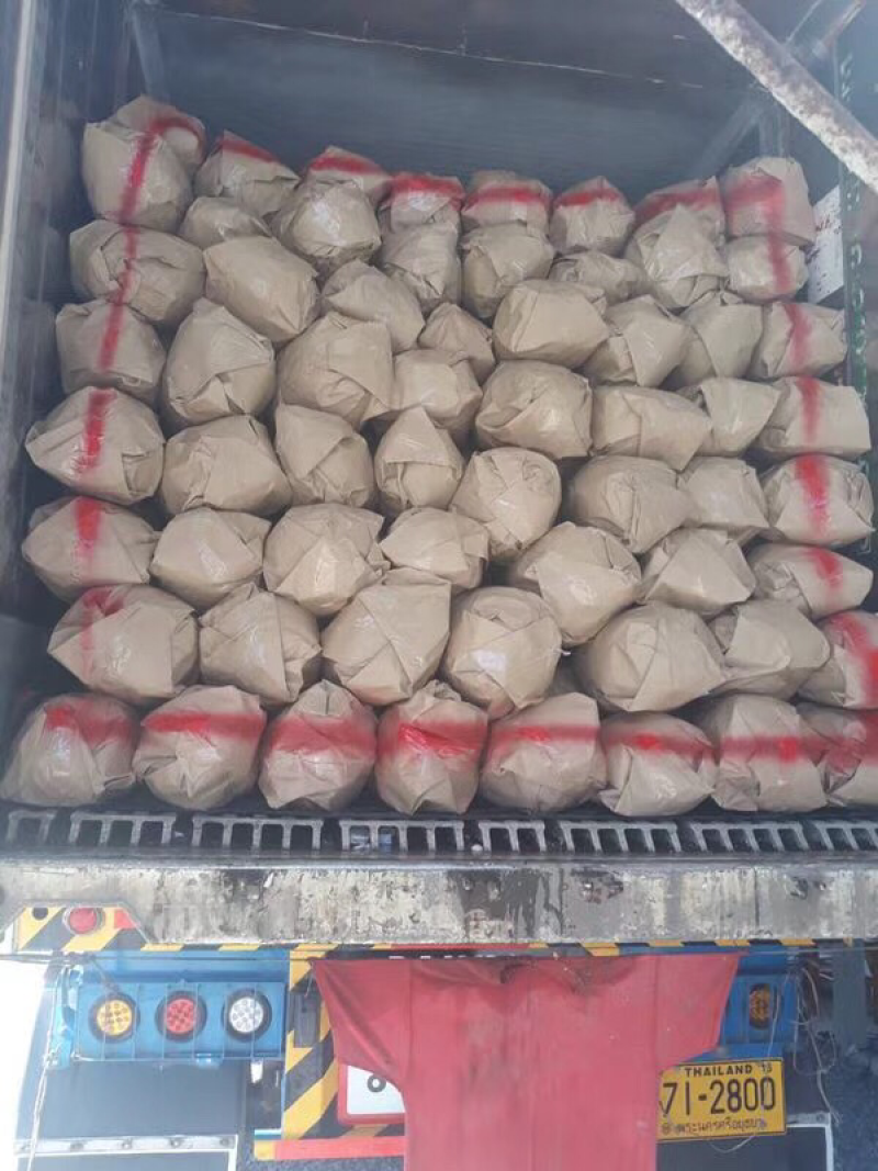 泰国菠萝蜜，香甜可口味道纯正，天冷一样熟，吃了还想着再来