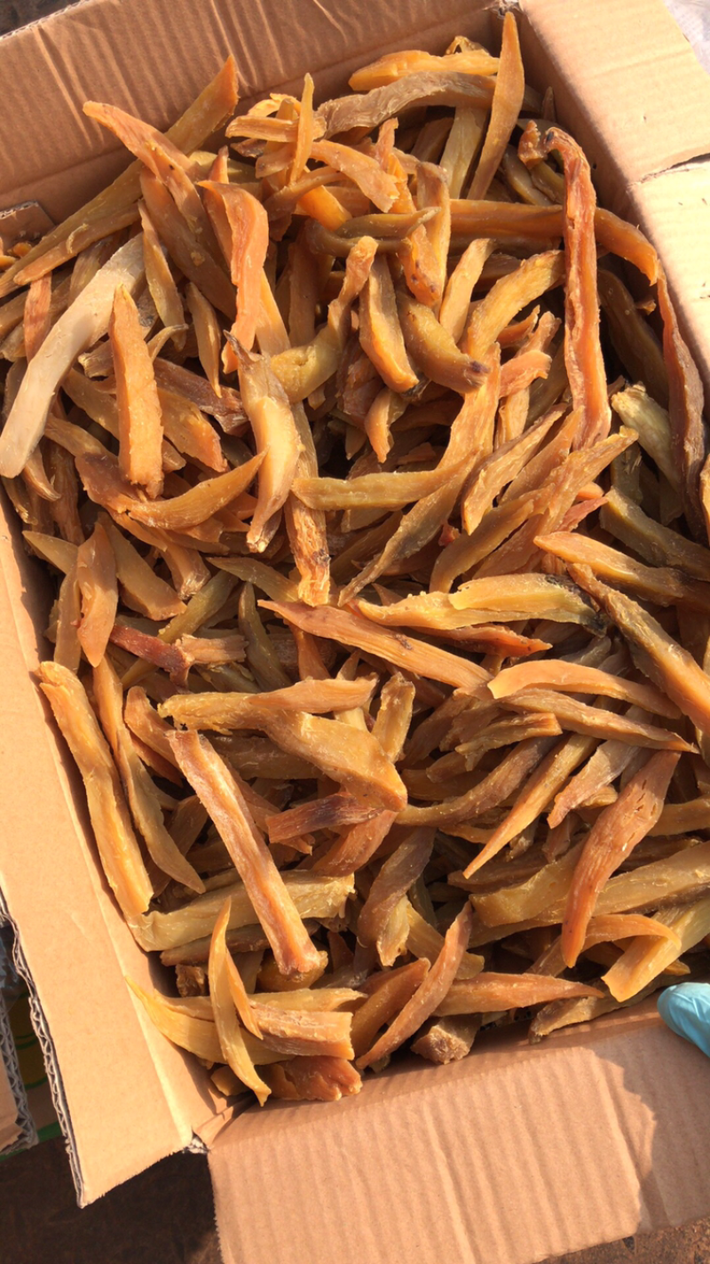 地瓜干红薯干薯条薯片原味地瓜干烘干晾晒倒蒸