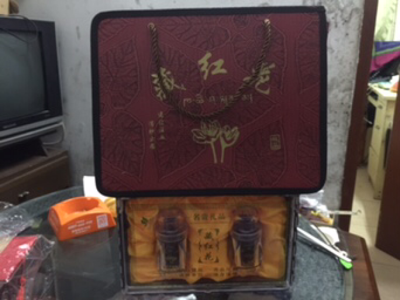 藏红花花丝和种球出售花丝50-80一克种球50-70一斤