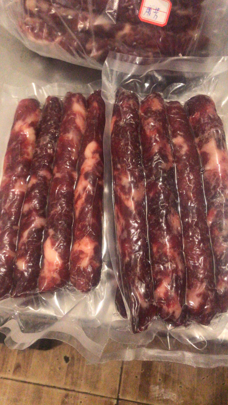 大量出售香肠，腊肉
