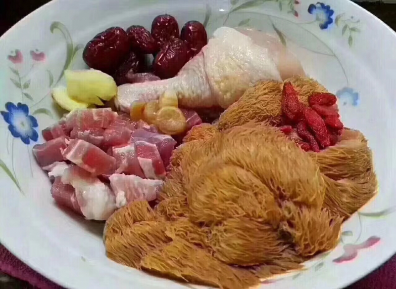 东北木耳十野生猴头菇
