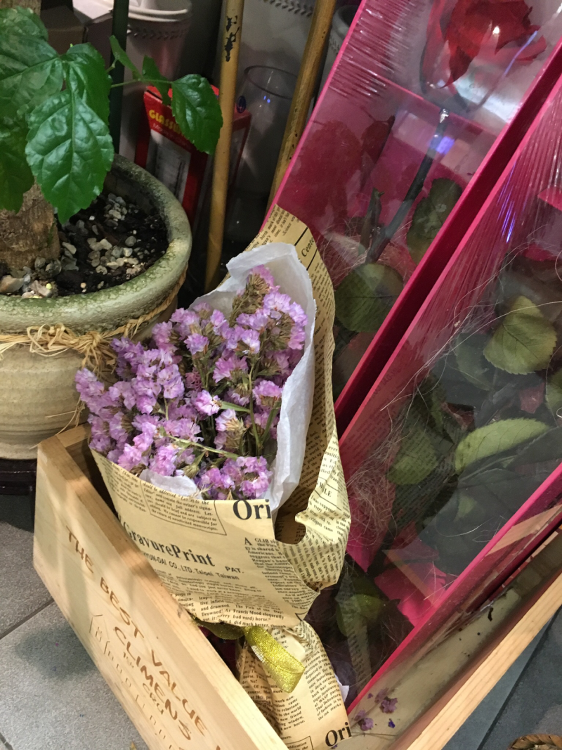 批发包装纸水果纸丝碎纸条牛皮纸丝拉菲草防震填充物2-