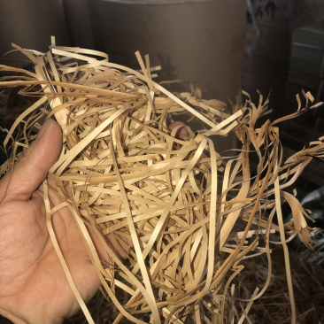 批发包装纸水果纸丝碎纸条牛皮纸丝拉菲草防震填充物2-