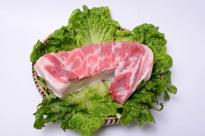 新鲜五花肉