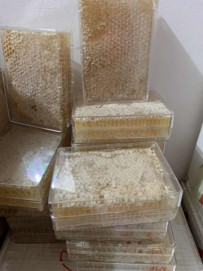 蜂巢蜜纯天然蜂蜜百花土蜂蜜