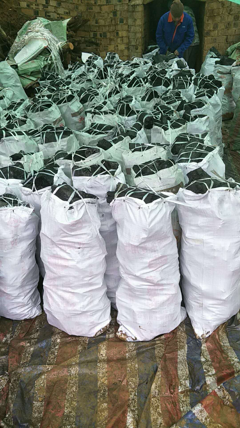 大量木炭供应