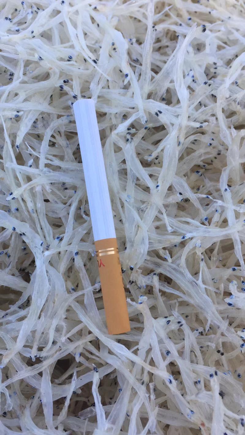 水产干货3—5cm的淡水银鱼干