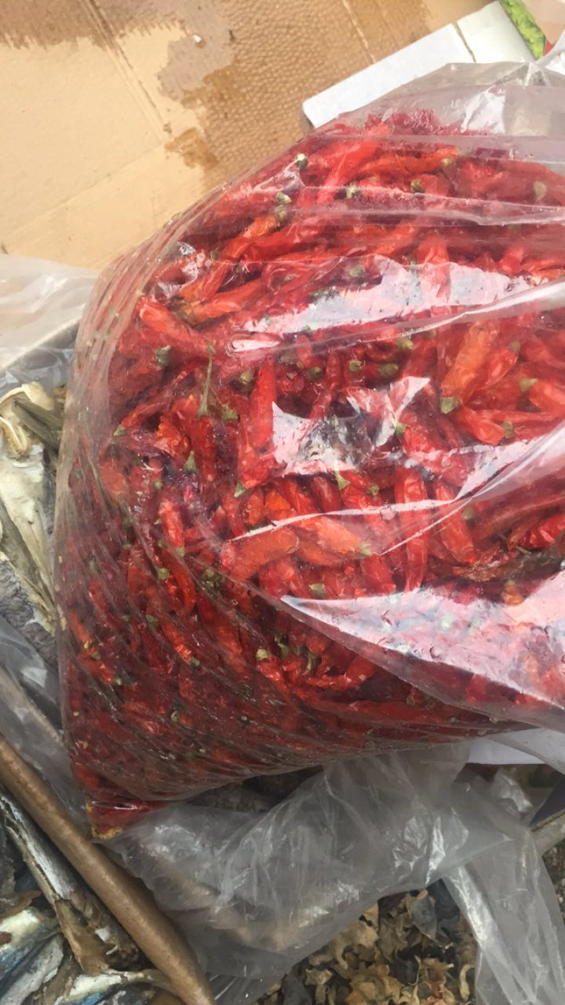 木耳红辣椒腐竹