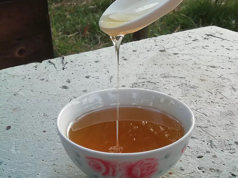 蜂蜂蜂蜜纯正天然农家自产野生土深山蜂巢