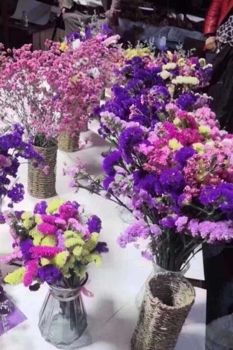 勿忘我，满天星，情人草