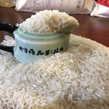 象牙粘农家米、不抛光、不打蜡。