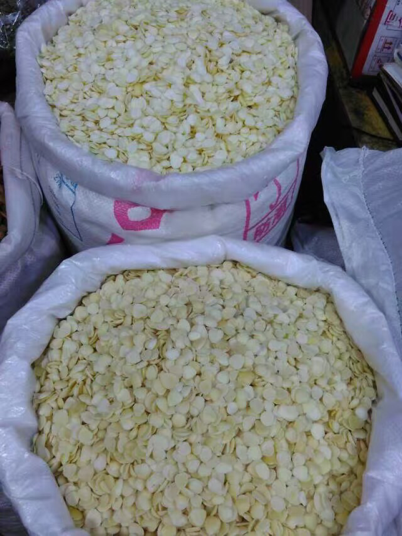 脱苦杏仁光中杏仁