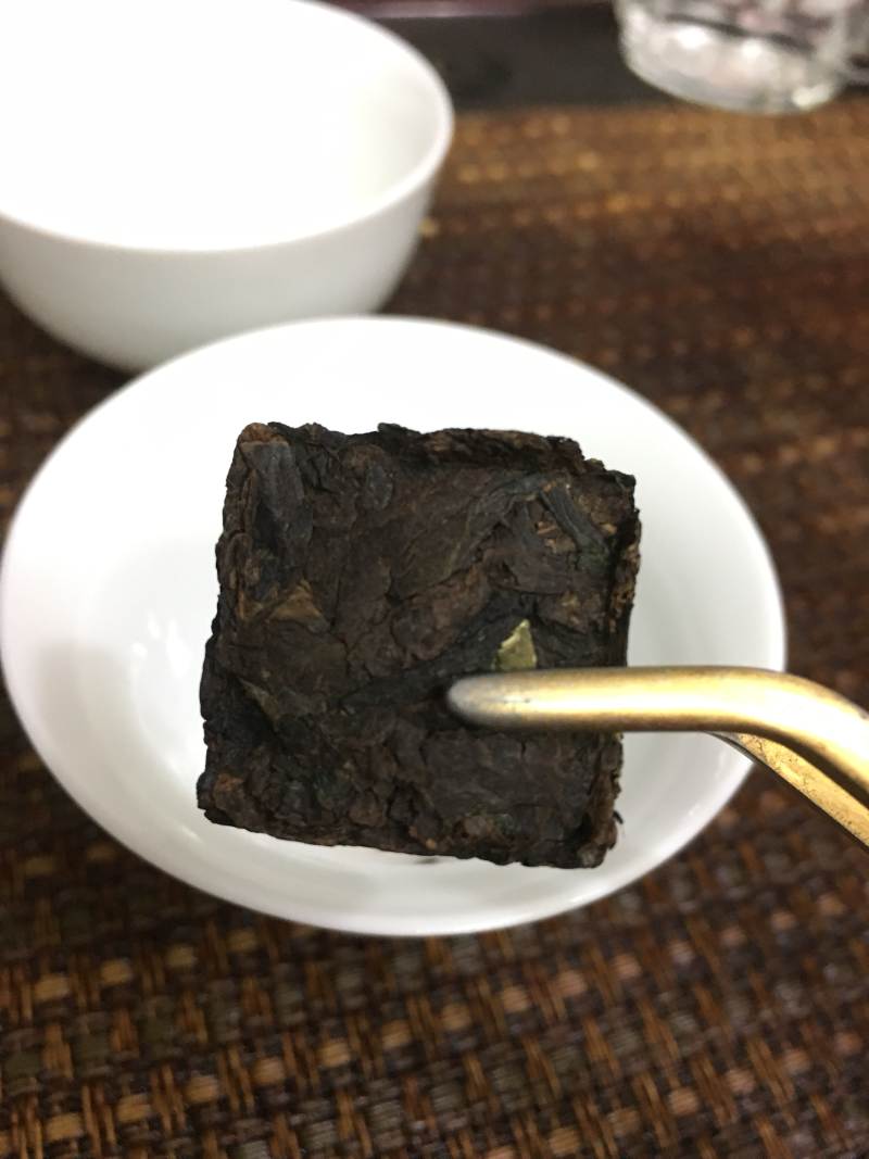 普洱茶老根古茶糯米香