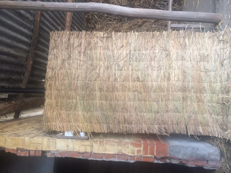 木耳菌袋防晒保湿保温专用草帘！