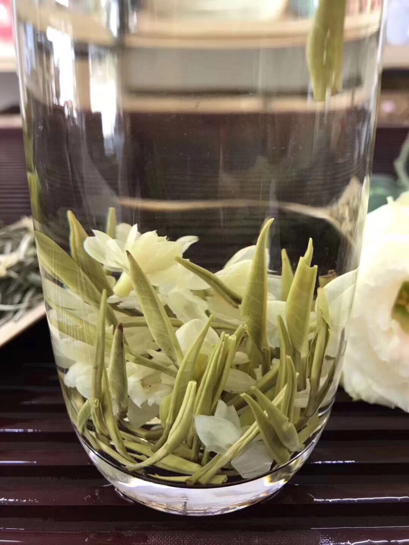 碧潭飘雪茉莉银针500克