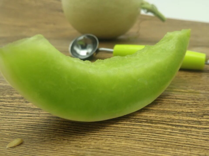 河南冰清玉菇甜瓜、口感香甜软糯、玉菇大量上市