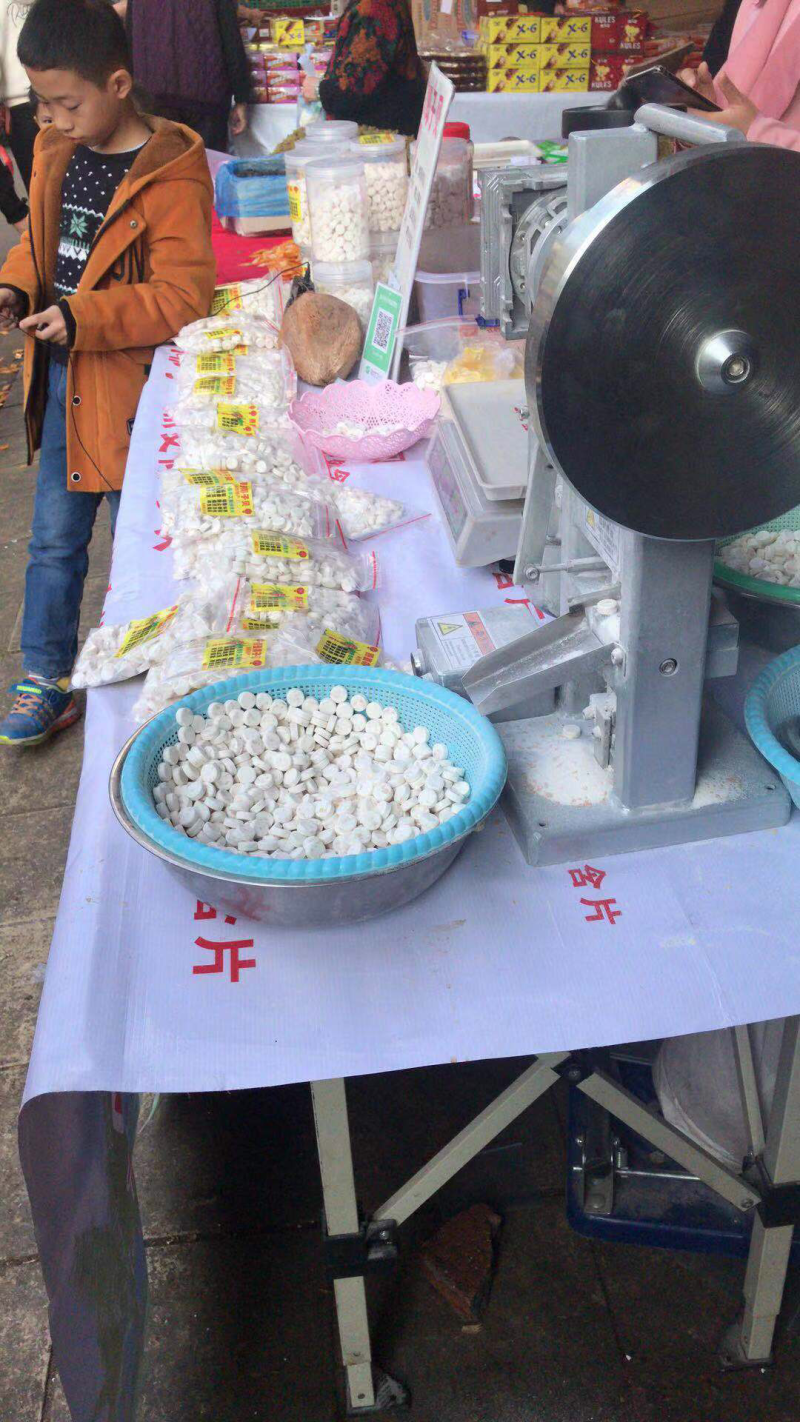 海南特产现场加工燕麦椰子贝燕麦椰子贝粉原料及机器