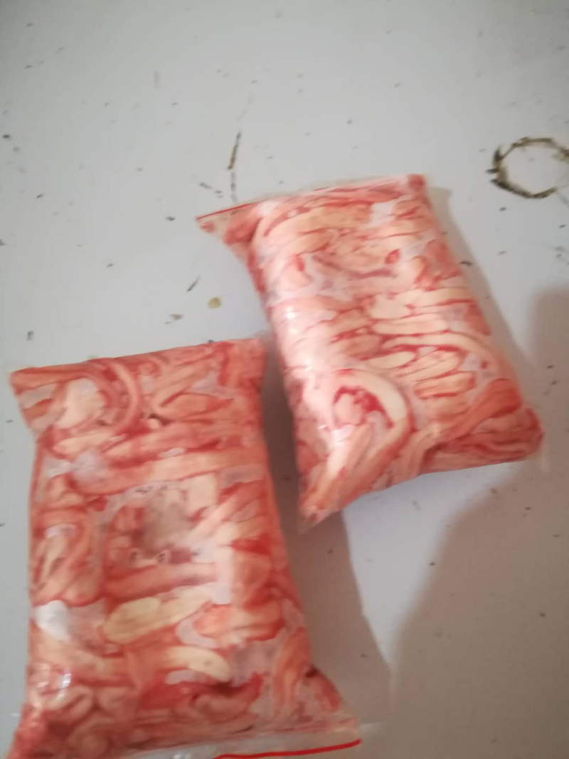 猪骨髓。冷冻猪骨髓