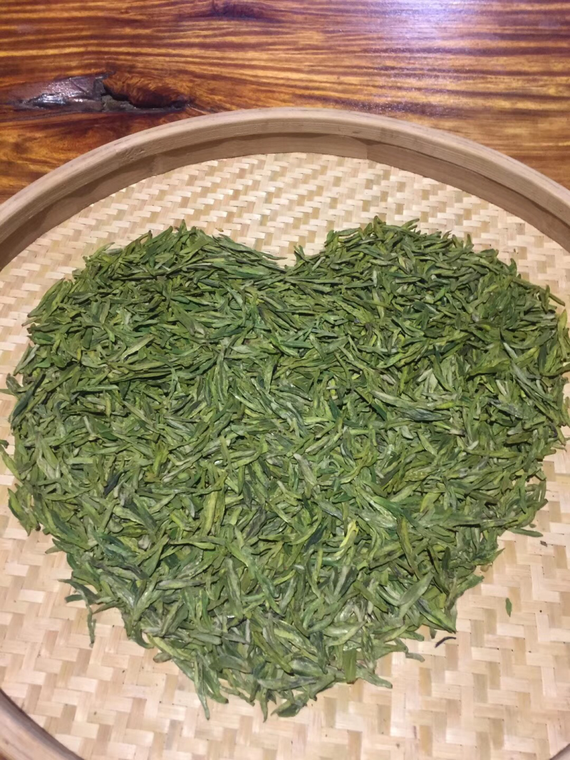 西湖龙井群体茶