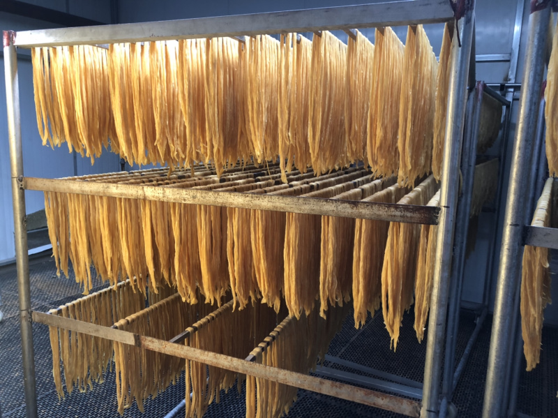 河南焦作待王新开腐竹厂，质量好，价格低