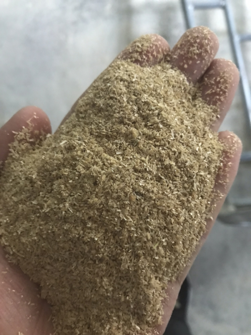统糠油糠碎米黄米白米陈米，粉米，大量有货