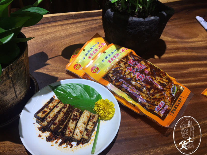 羊角双鸽豆干160克（麻辣味）