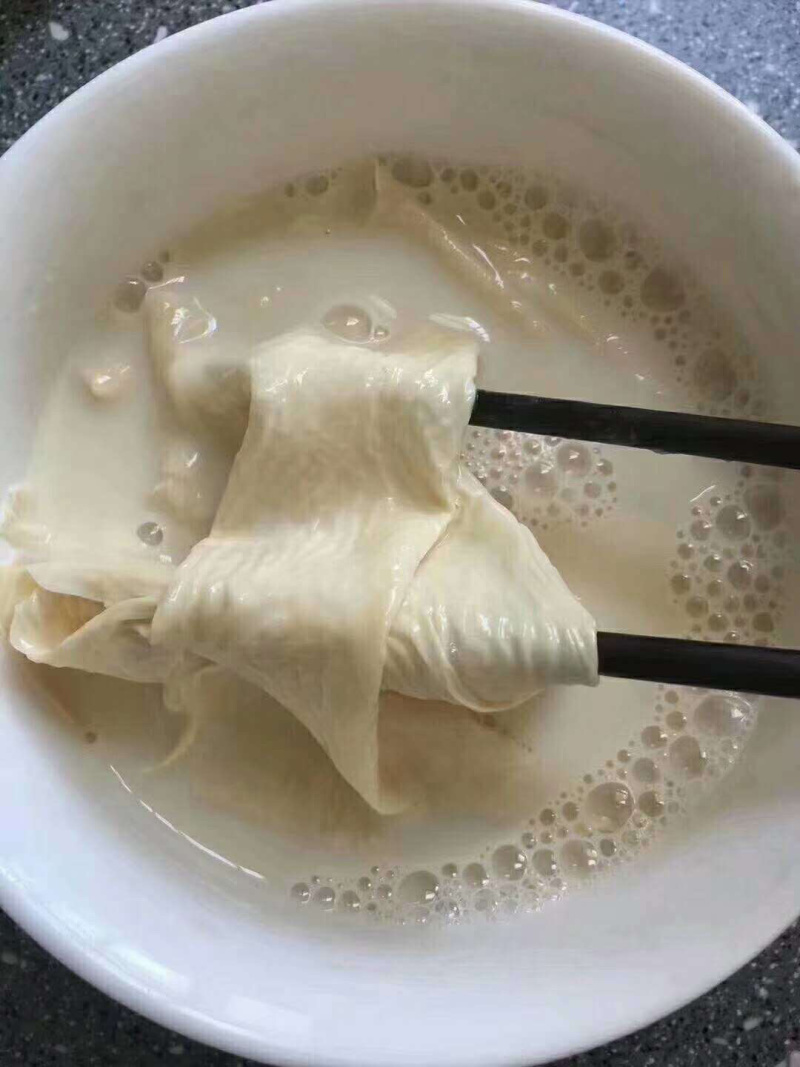 农家豆皮这个货目前没有词能够说她的好总之很好吃很好吃