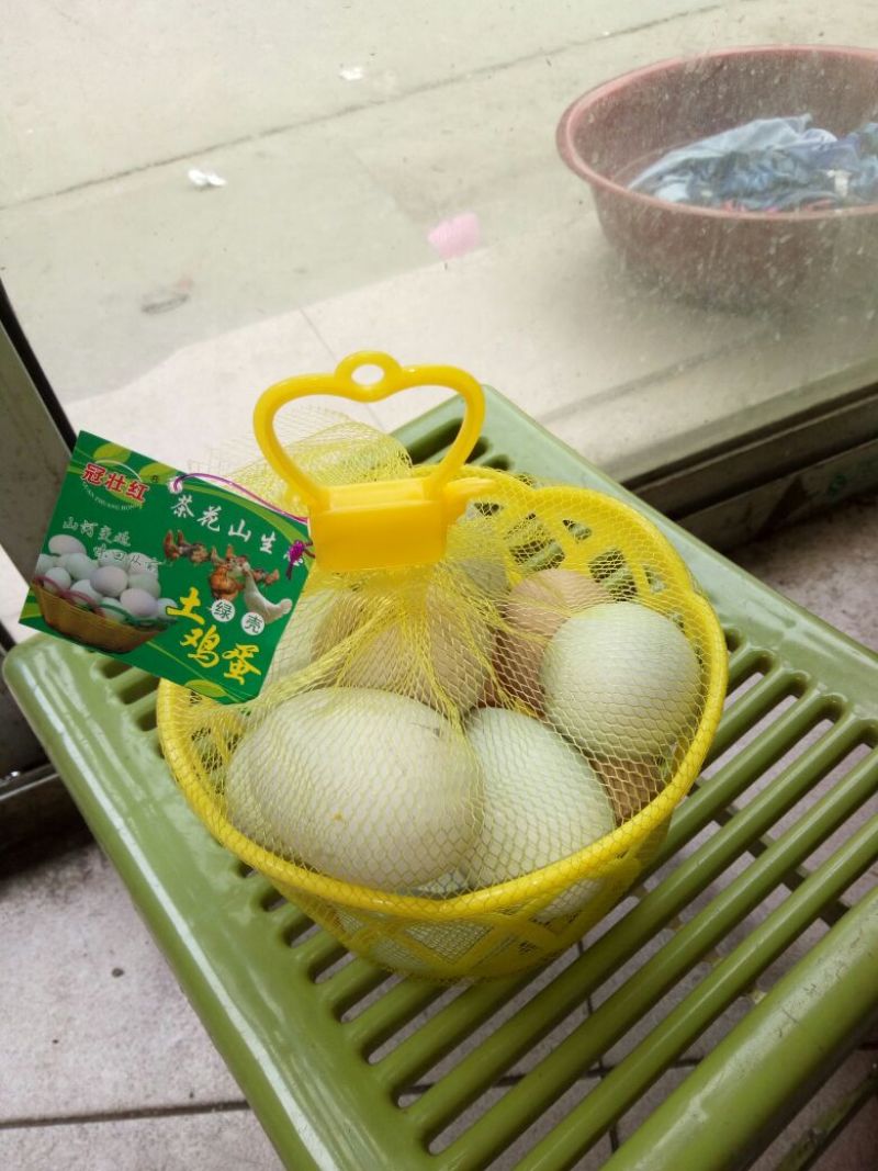 绿壳鸡蛋食用50g以下