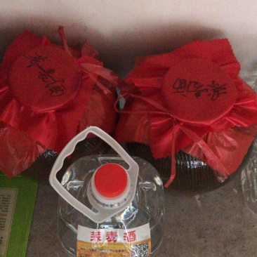 白酒、高粱酒、荞麦酒