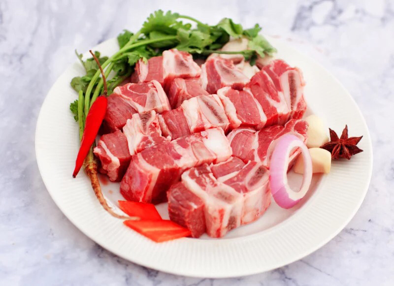 阿尔巴斯羊肉炖肉块