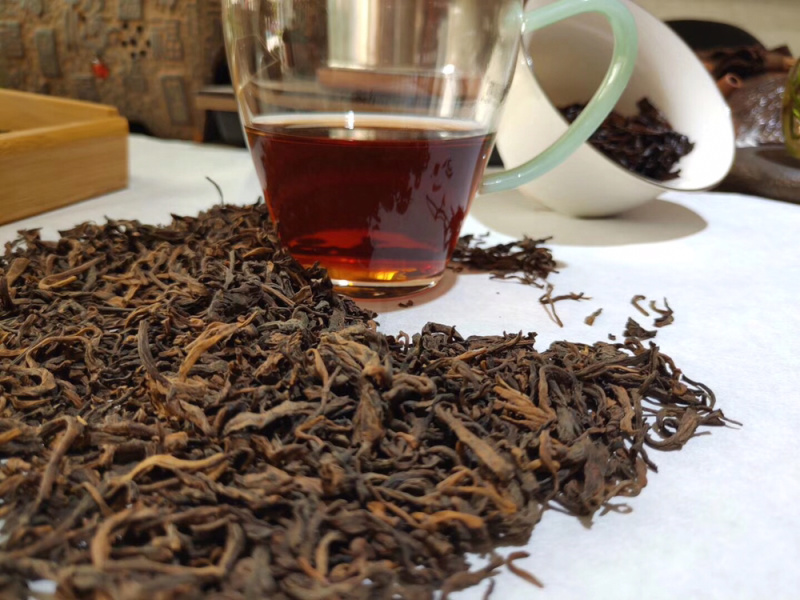 2016年布朗山宫廷金芽熟茶小青柑原料