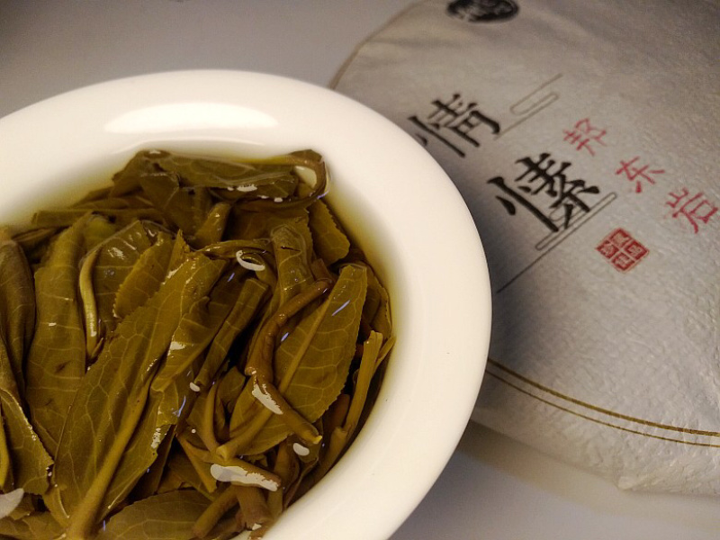 2018云南邦东岩茶普洱茶生茶357克/片七子饼茶