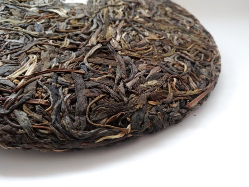2018云南邦东岩茶普洱茶生茶357克/片七子饼茶