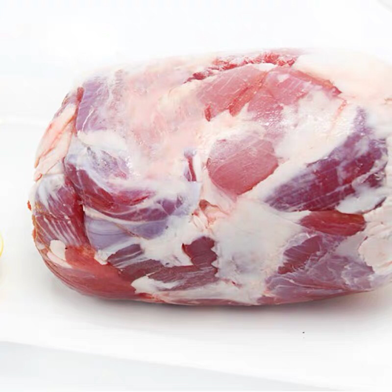 草原散养羊肉后腿包