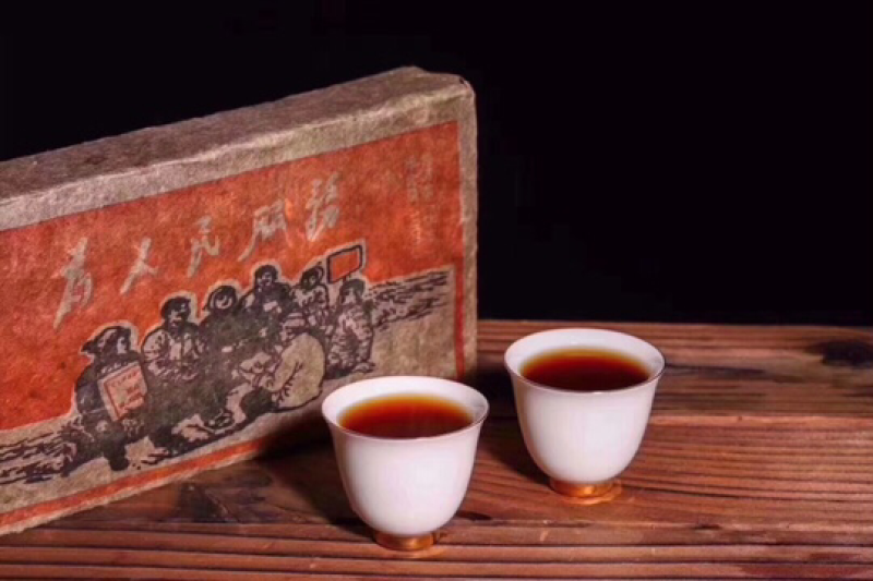 熟普洱茶，入口回甘，茶饼1976年8月份，