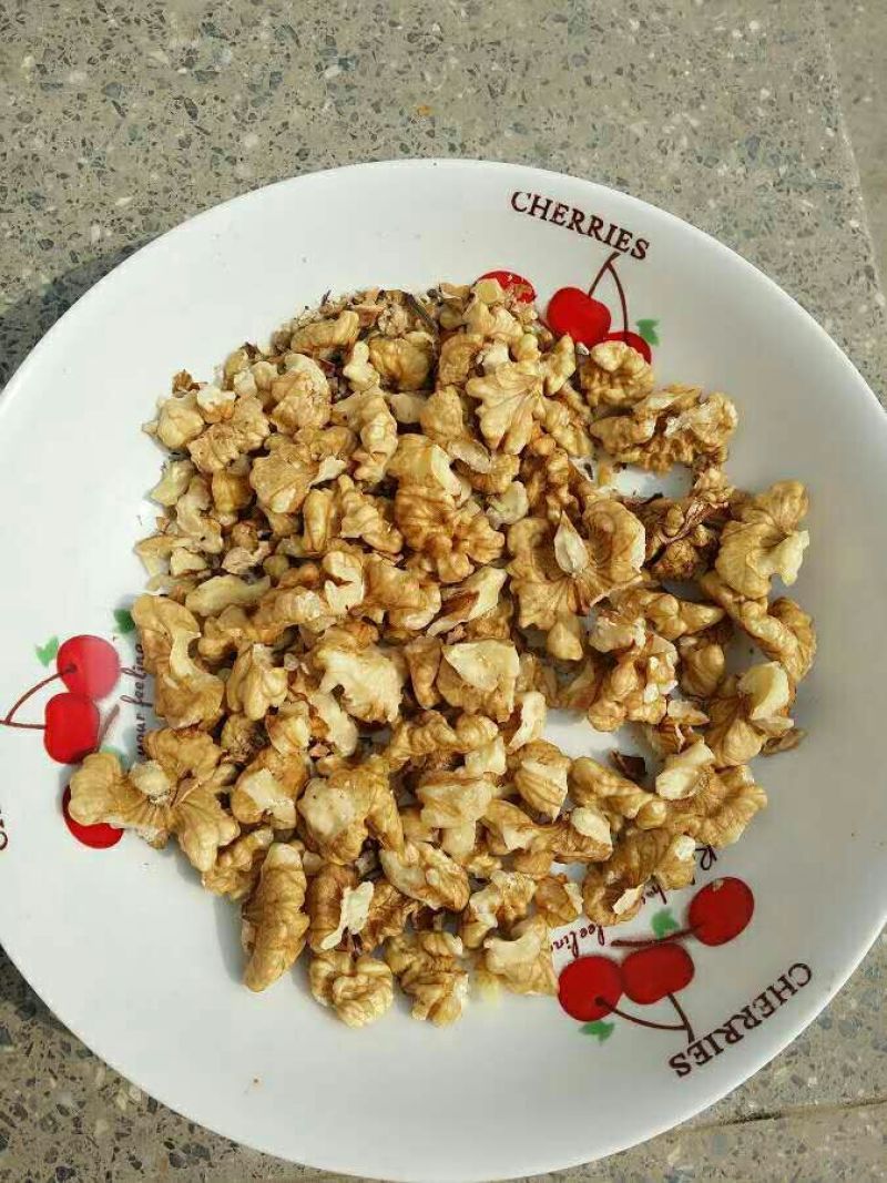 薄皮核桃30mm以上去皮