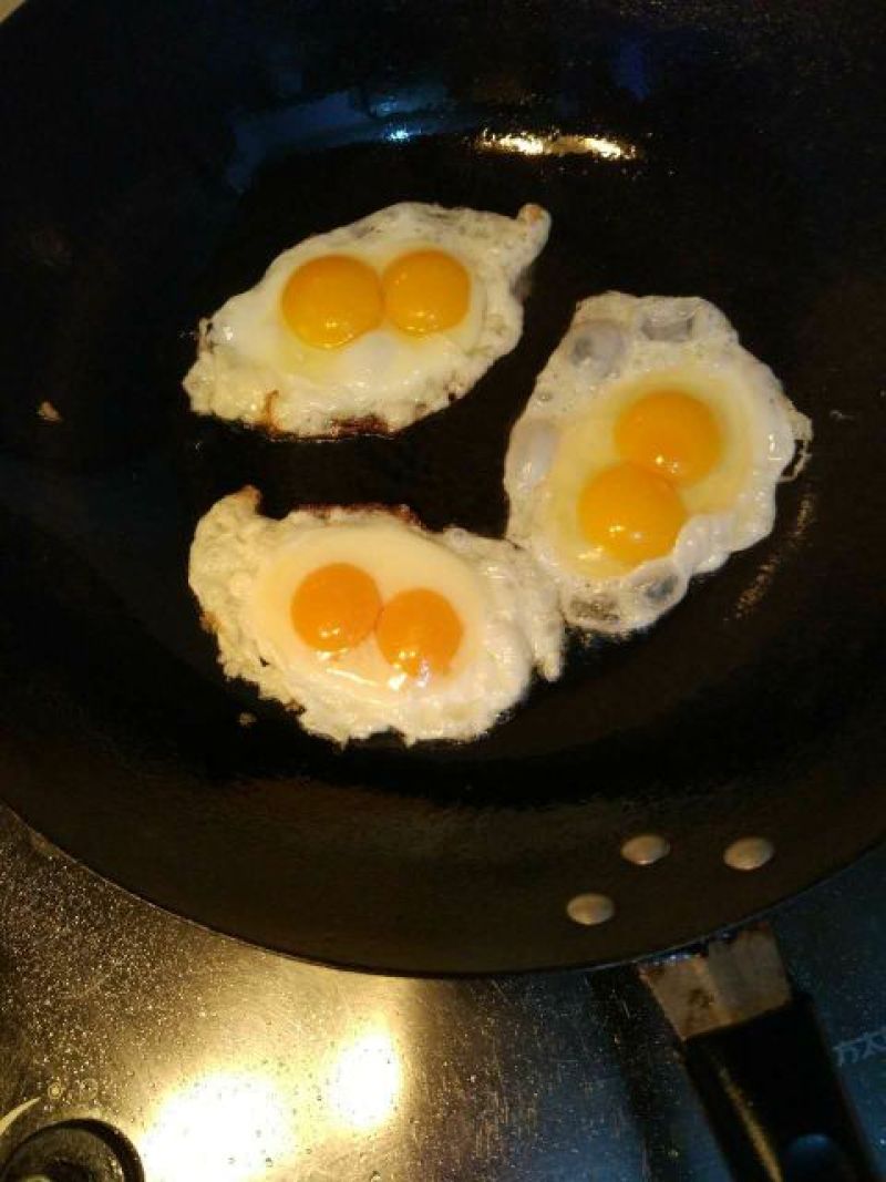 土鸡蛋食用50g以下