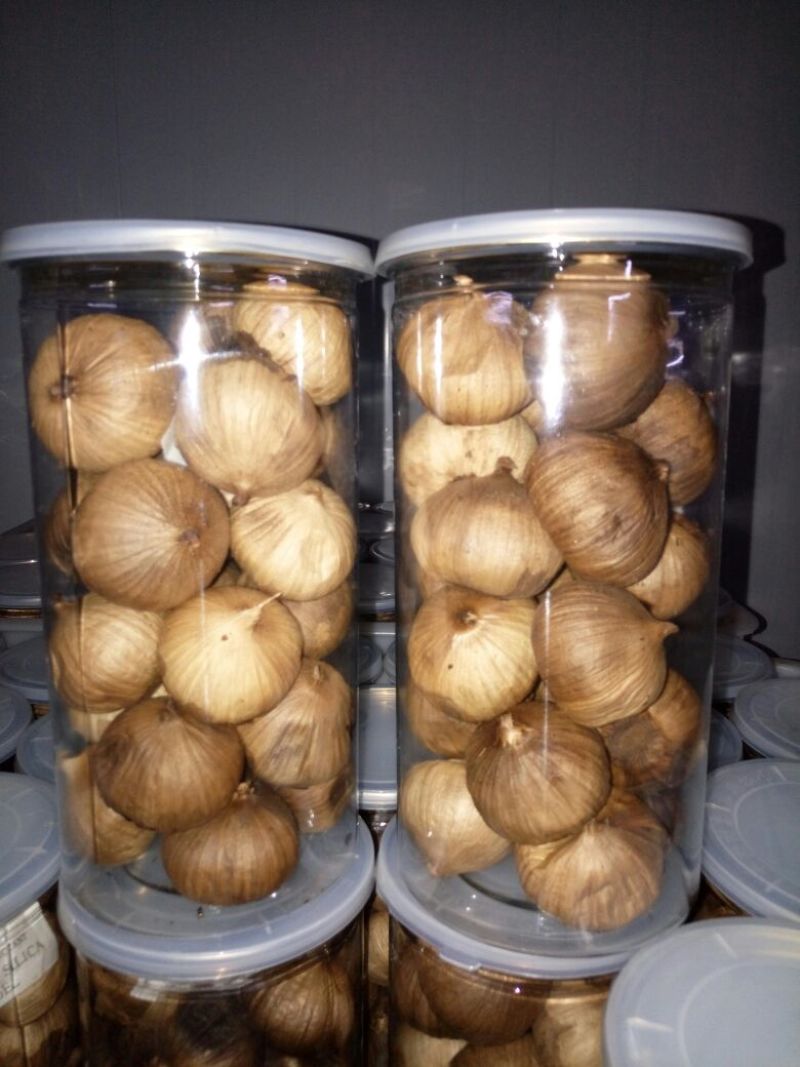 黑蒜独头黑蒜多瓣黑蒜，出口黑蒜，金乡黑蒜