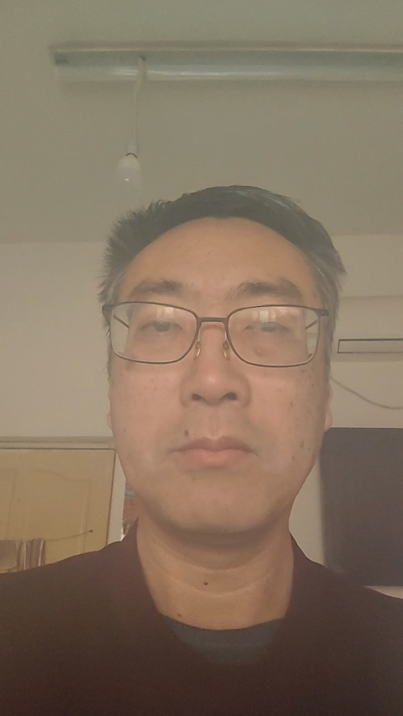 新疆墨玉生瓜子白牙葵花籽产地直发量大价优欢迎随时联系