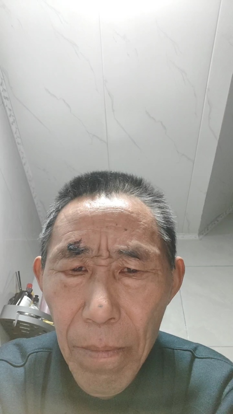 七月黄柿子大面黄啦，产地有2千亩，品质优量，口感上成。