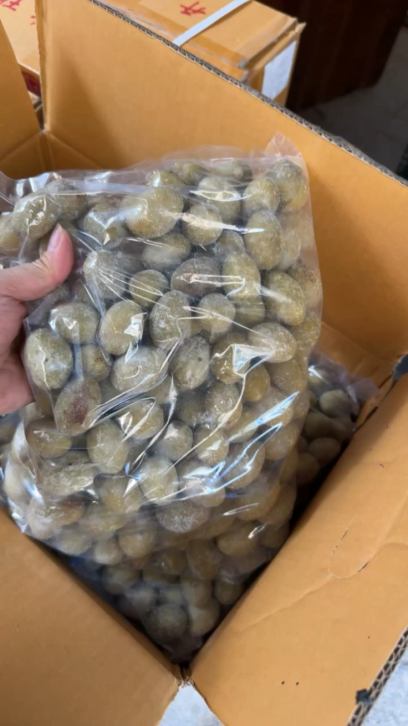 福建咸橄榄到货，晶莹漂亮品质好。