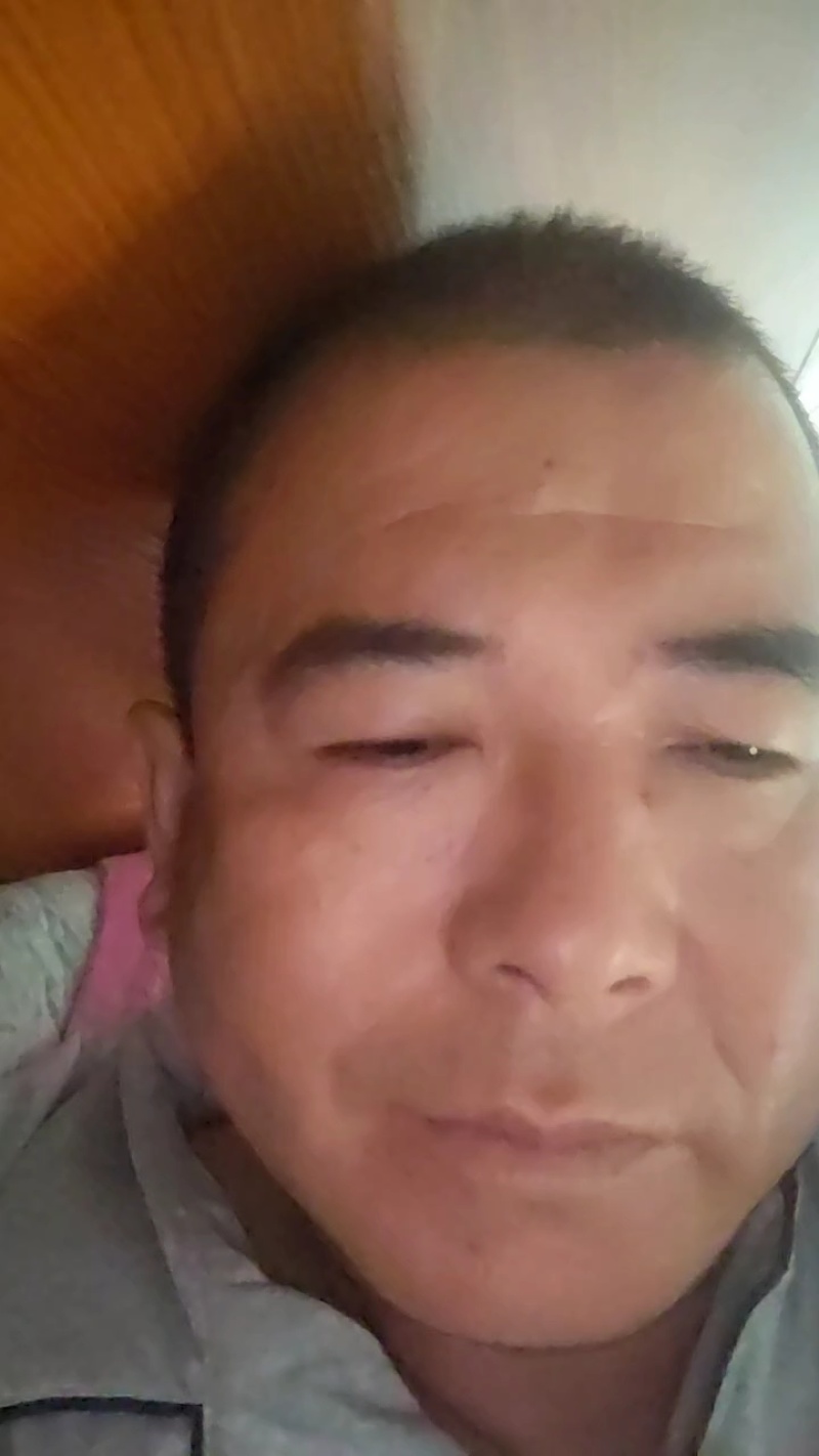 金钻凤梨海南菠萝香水菠萝产地直发全国发货