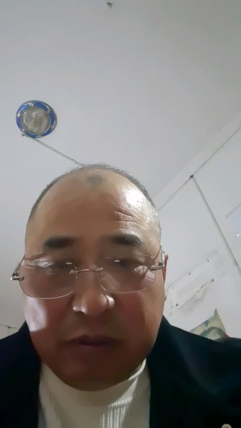 小棵波菜大量上市了。欢迎新老客户前来选购。保证质量。