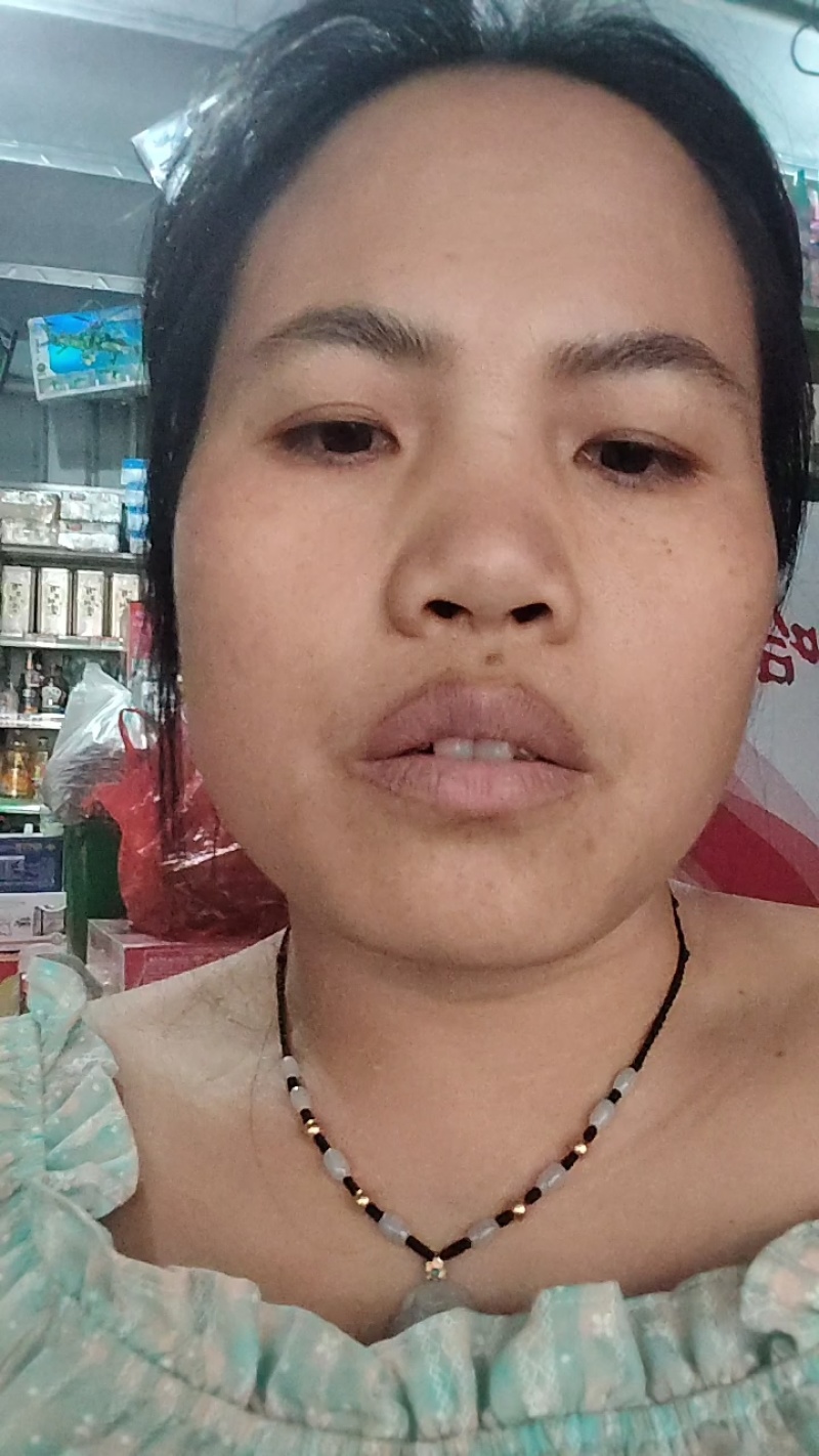 今年新鲜淡味道黑榄角干淡盐油榄角腌制特级黑榄角橄榄角