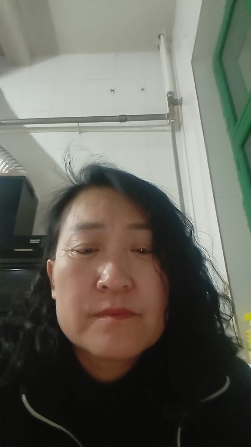 长年代收本地各种水果，美八，葫芦梨，嘎拉，红五星，酥梨，皇冠