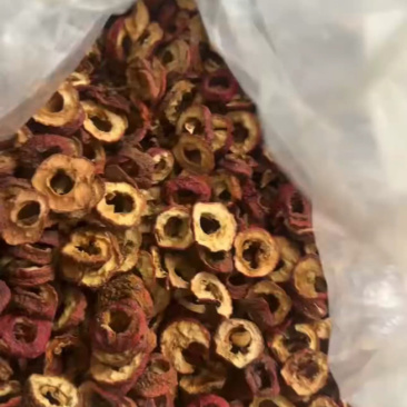 湖北新鲜山楂，酸甜可口，天然***，健康美味**！