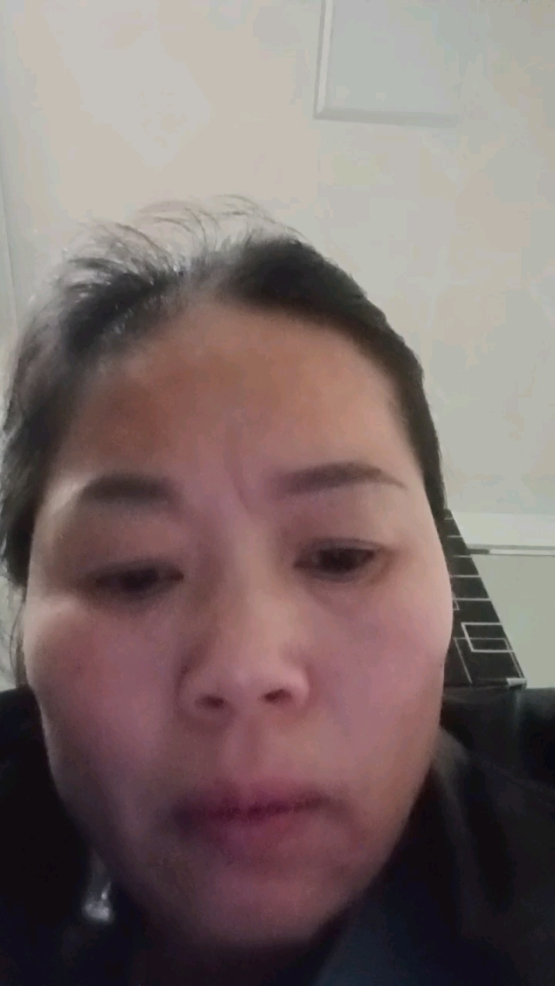 紫花三叉宽叶白芨苗，二年苗，一手货源，品质保证，产量高成